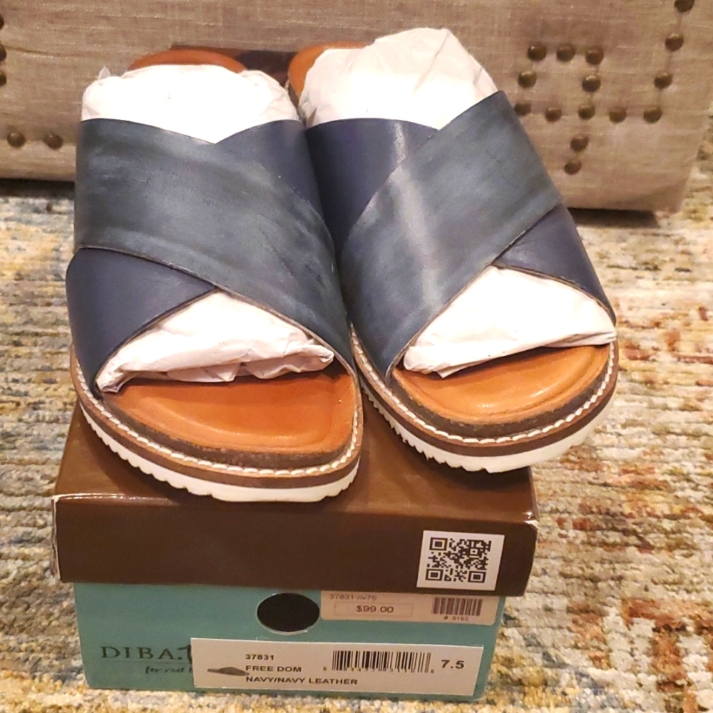 Diba True womens Freedom slides sandals